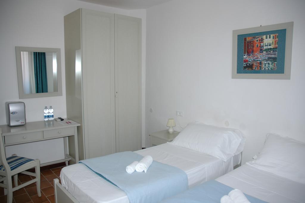 Albergo Dei 10 Colori بروكيو المظهر الخارجي الصورة