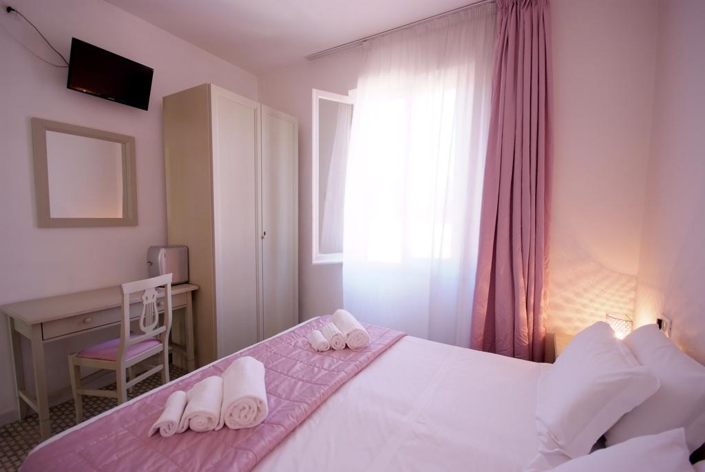 Albergo Dei 10 Colori بروكيو المظهر الخارجي الصورة
