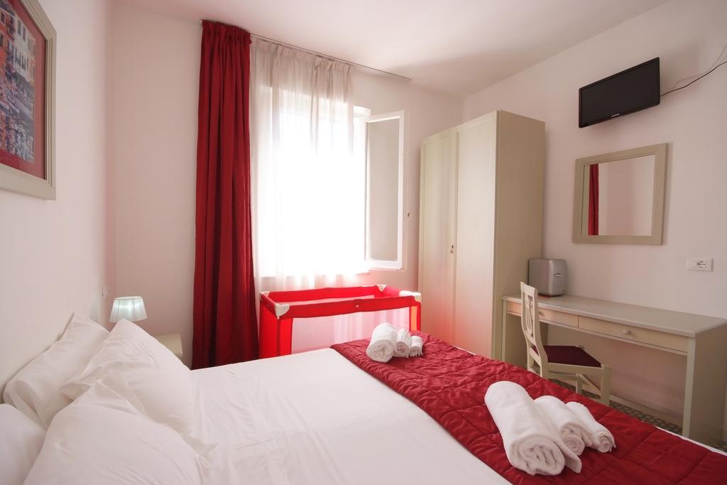 Albergo Dei 10 Colori بروكيو المظهر الخارجي الصورة